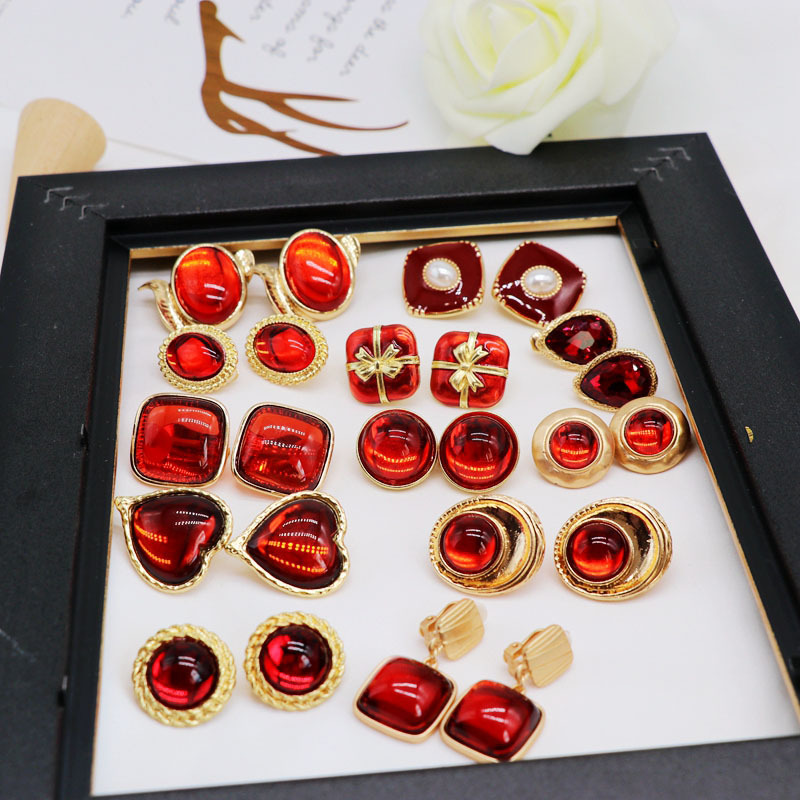 13g Weight Resin Inlay Material 1 Pair Retro Geometric Alloy Plating Resin Women's Ear Clips