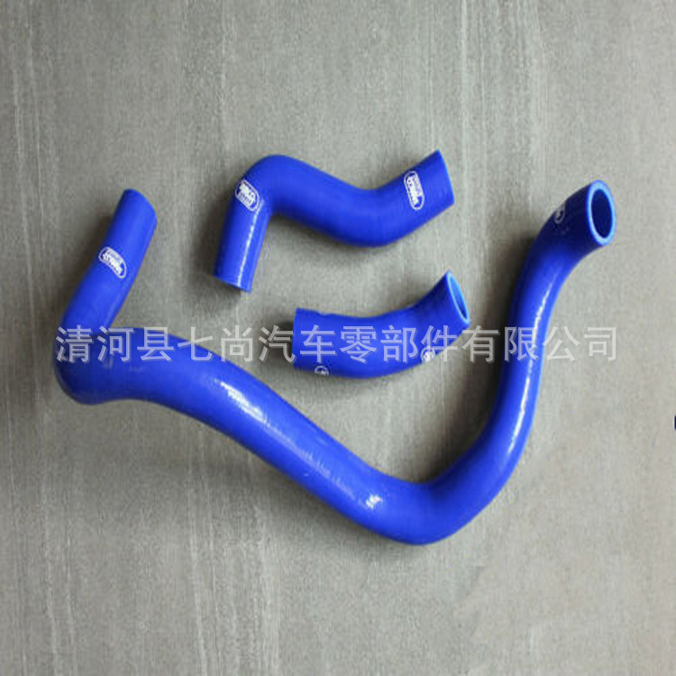 大众高尔夫宝来捷达MK4汽车1.8T Turbo 2.0L的硅散热器冷却液软管