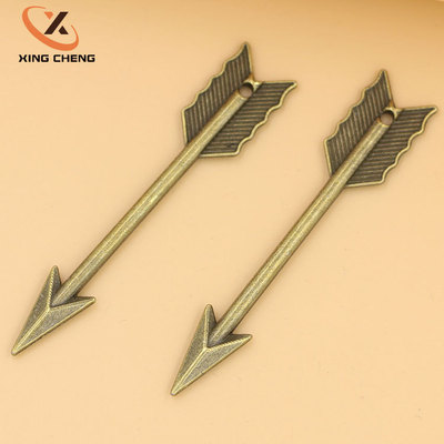 factory Direct selling wholesale alloy Feather Arrow Pendant Retro Instructions Arrow mobile phone diy Gadgets