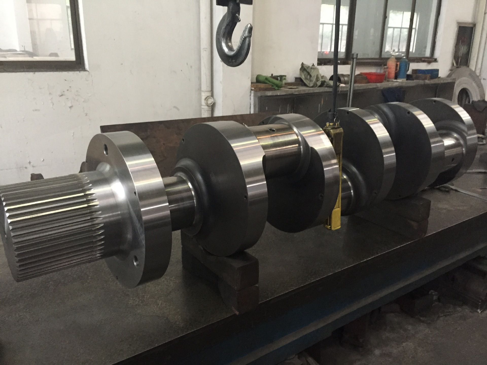 五缸带齿泥浆泵曲轴 厂家直销