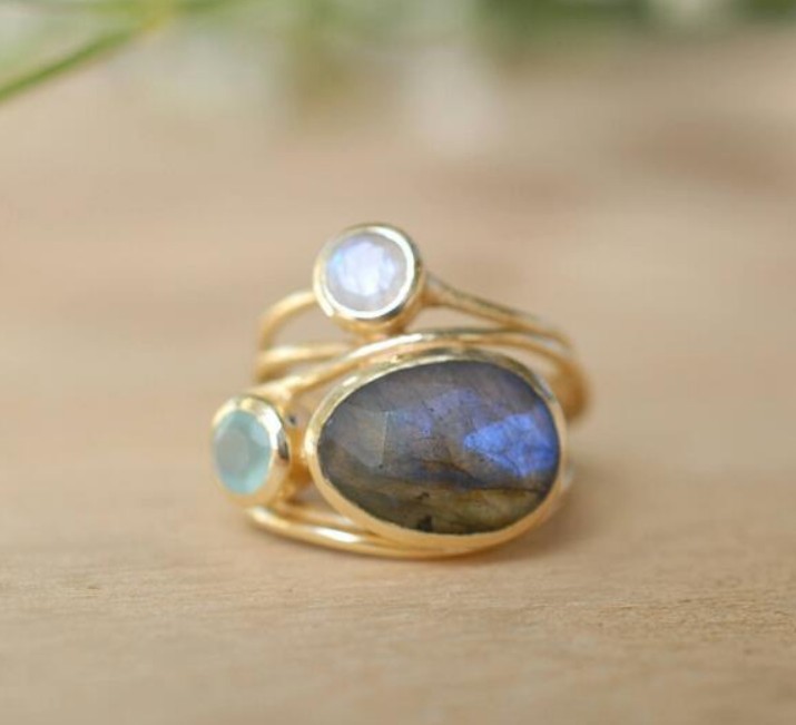 24K chapado en oro con incrustaciones colorido anillo de piedra lunar de las mujeres europeas y americanas creativo multi-capa anillo de concha