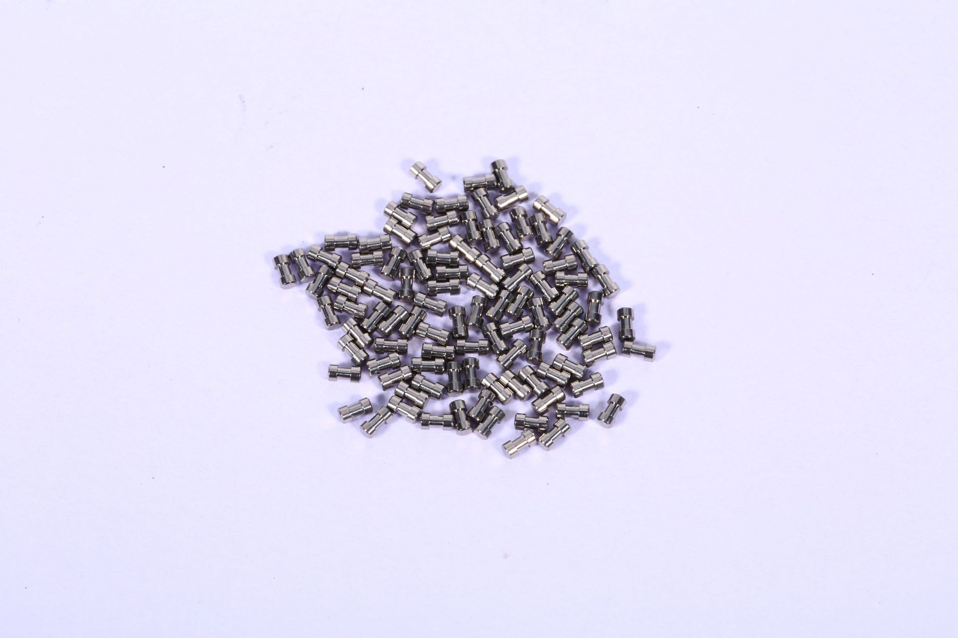 ESCO精密自动车床加工，直径0.3-3.0mm，长度0.5-100mm，公差0.00