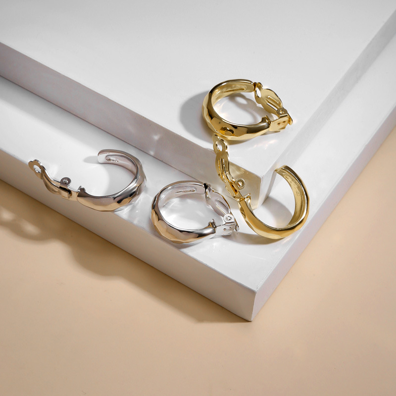 retro-ins-hong-kong-flavor-simple-ear-clip-european-and-american-earrings-korean-short-earrings-yiwu-jewelry-wholesale