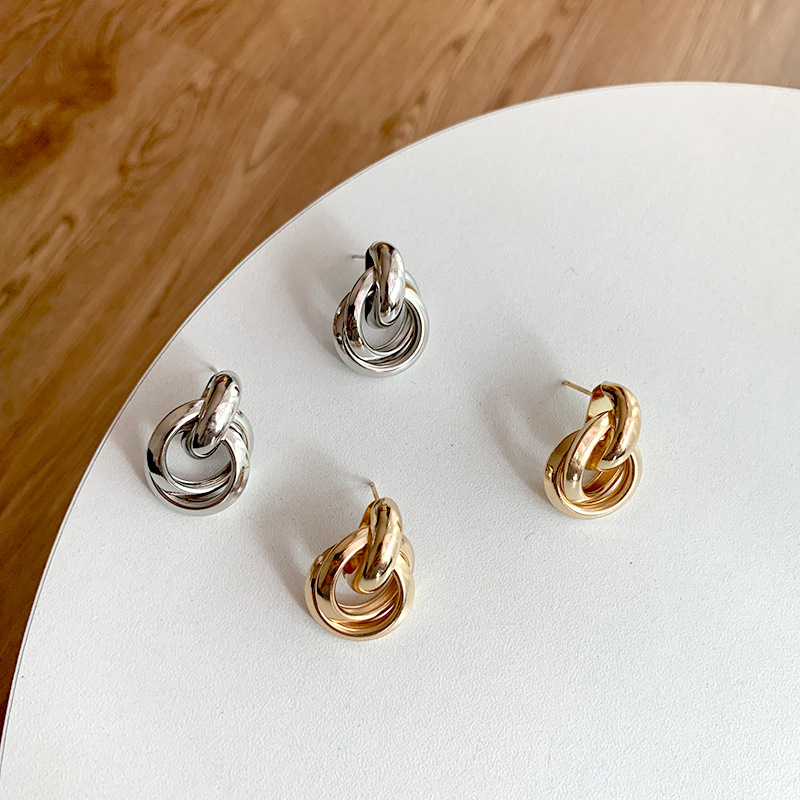Earring Image 2