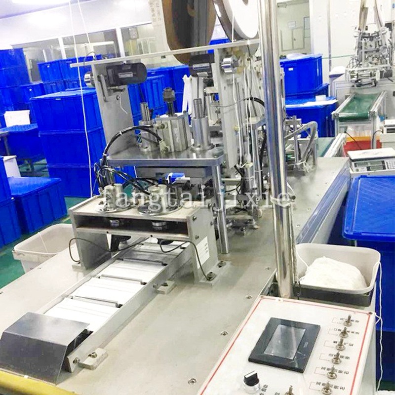 厂家生产多种类一次性无纺布口罩制造机器 防护口罩机器生产设备