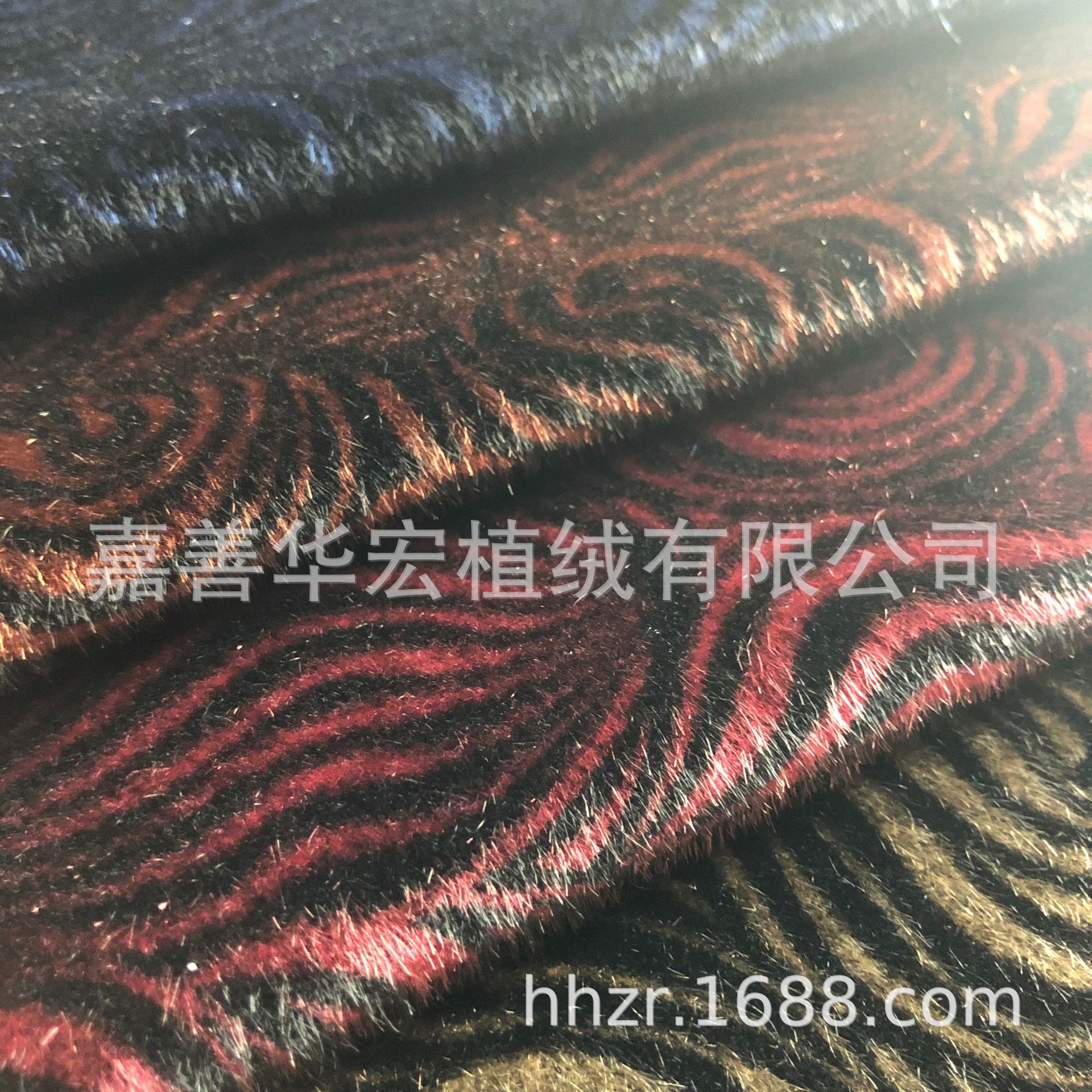 植绒工厂直销 植绒布 马毛印花豹纹 大衣水貂绒 服装布 鞋料 包边-阿里巴巴