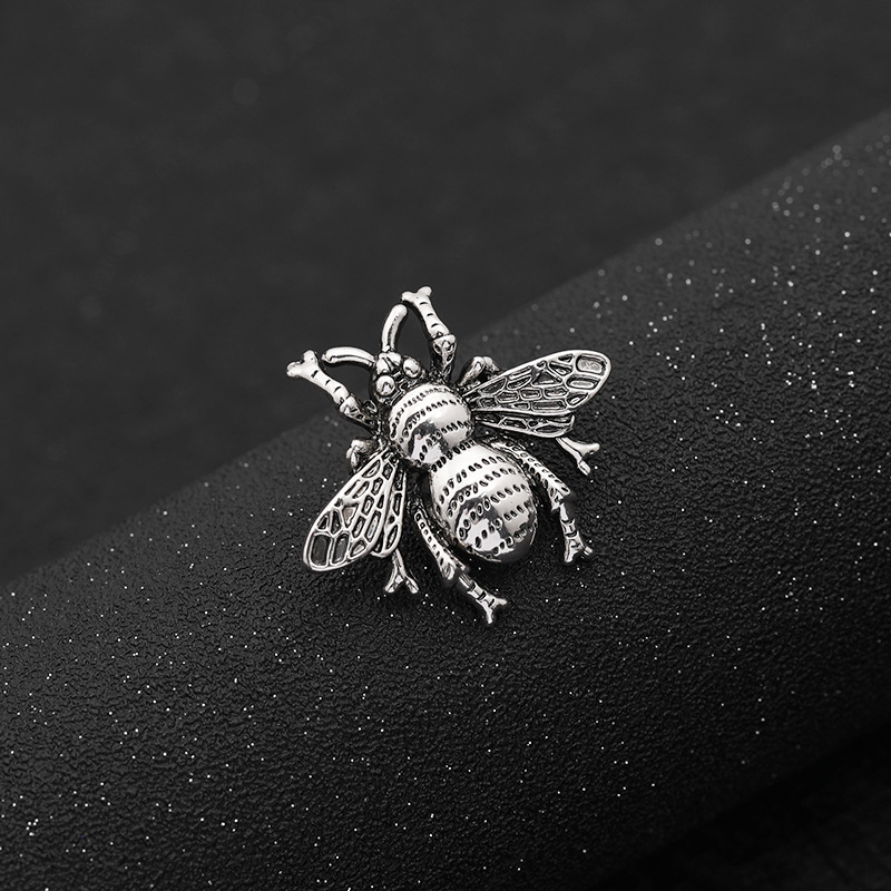 Fashion Retro Style Punk Style Insect Bee Alloy Plating Brooch Set display picture 6