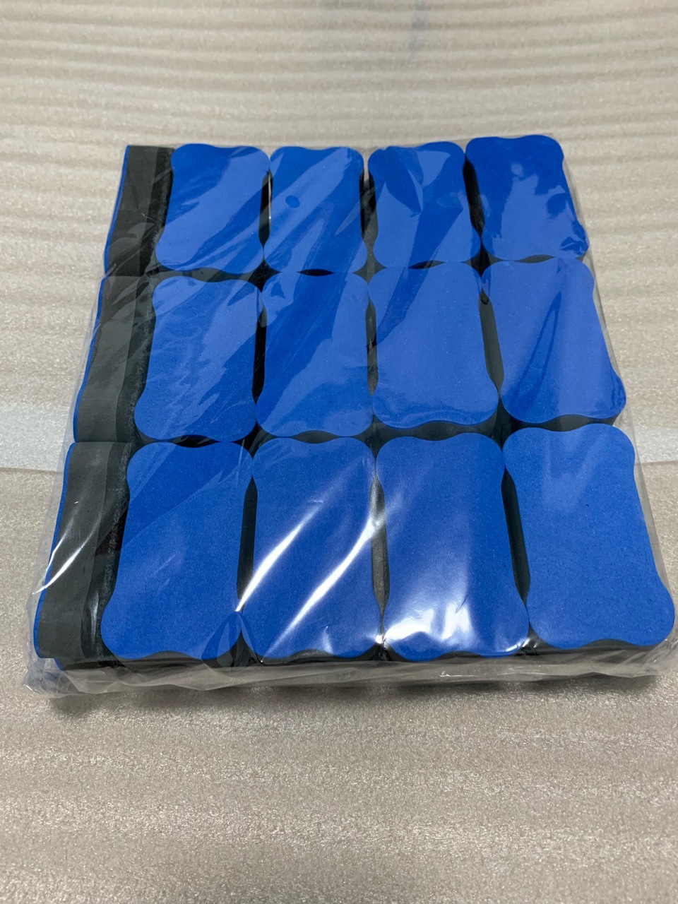 現貨批發供應EVA小骨頭吸附帶磁黑板擦兒童專用白板擦廠家直銷