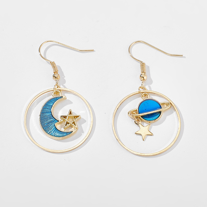 Simple Personality Earth Moon Stars Earrings display picture 3