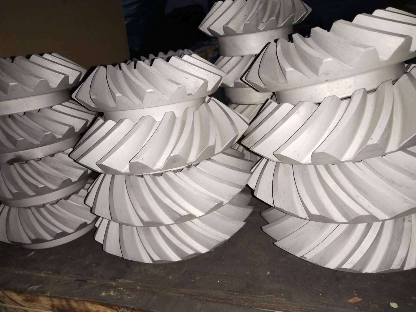 常州奥泰专业齿轮氮化 渗氮热处理 轴套氮化