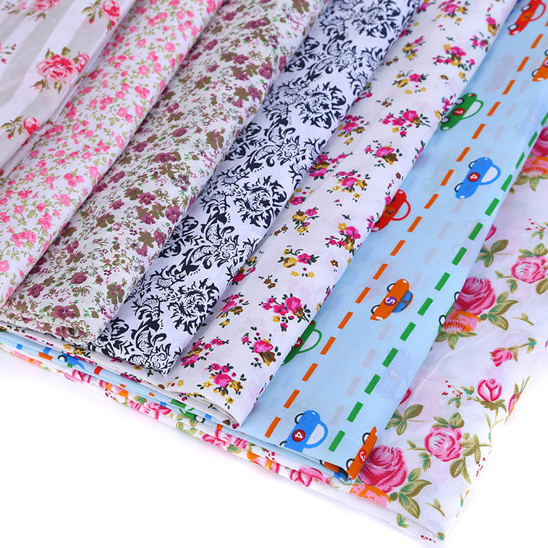 平纹磨毛印花布涤纶布料碎花布表演服布玩具布工艺品里布现货供应