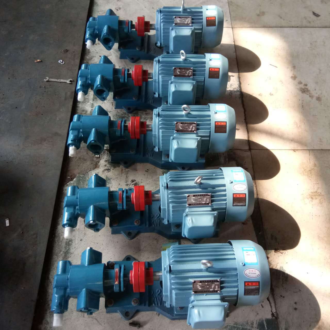 华潮铜齿轮油泵KCB-18.3系列齿轮泵 厂家供应汽柴油泵 耐磨齿轮泵