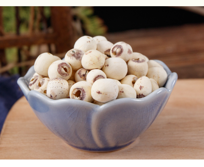 Lotus Seed (Nelumbo nucifera) — Dried Core-Removed Lotus Seeds, 400g Food Herb for Tea, Soup & Congee in use