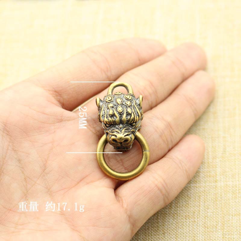 Bonwet bite the Tang Lion Culture Antique decoration buckle buckle
