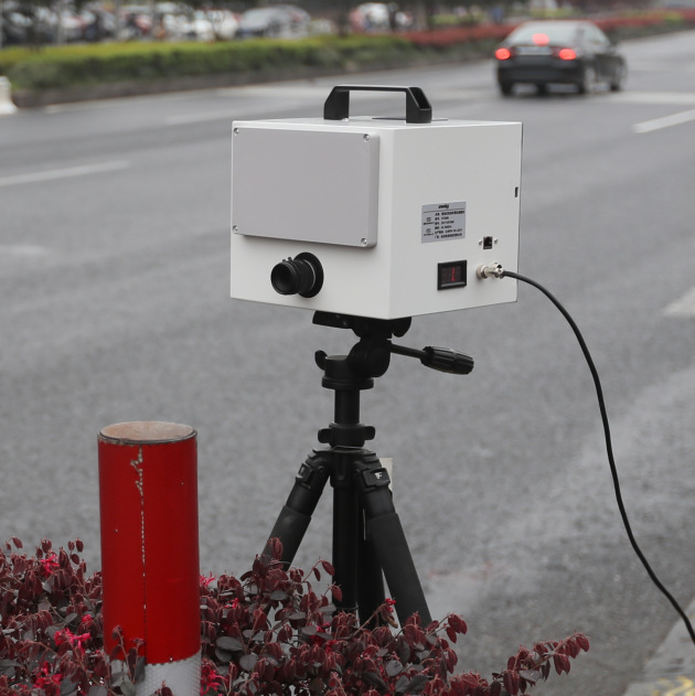 厂家现货300万移动高清测速仪便携式雷达测速仪高清测速自动拍照