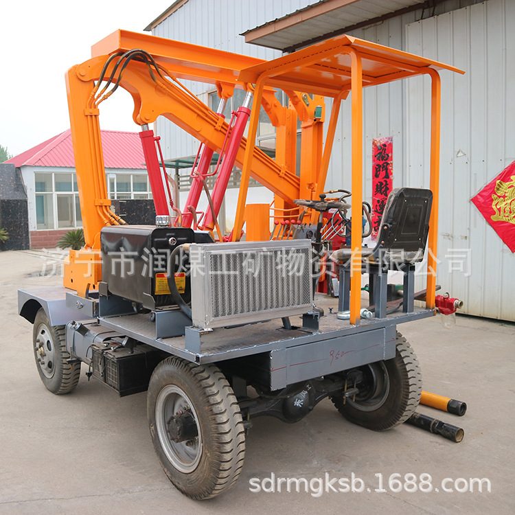 液压式高速公路打桩机 液压公路护栏打桩机现货 直销小型四轮