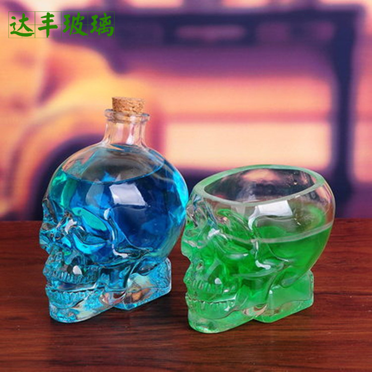 创意骷髅头玻璃酒瓶威士忌红酒瓶伏特加酒瓶批发透明木塞玻璃杯