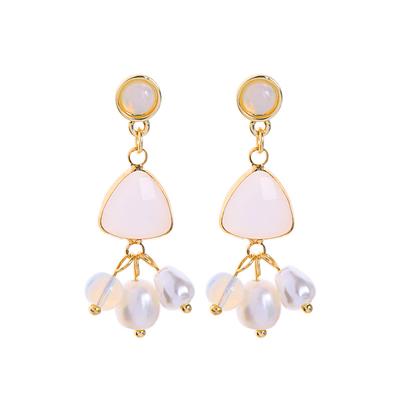 Super Fairy Girl Pearl Pendant Earrings Fashion Korean Fashion Small Fresh Earrings Female Wild Drop Earrings Wholesale Nihaojewelry display picture 9