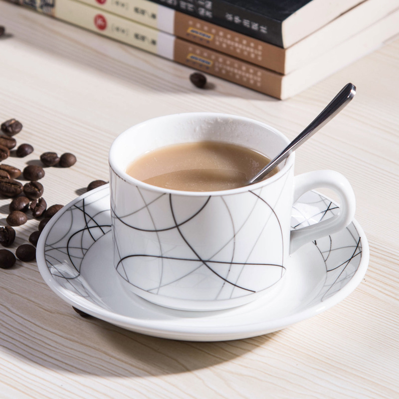 Tazas de cerámica tazas de agua tazas de café creativas con un conjunto completo de platos de 6 piezas al por mayor