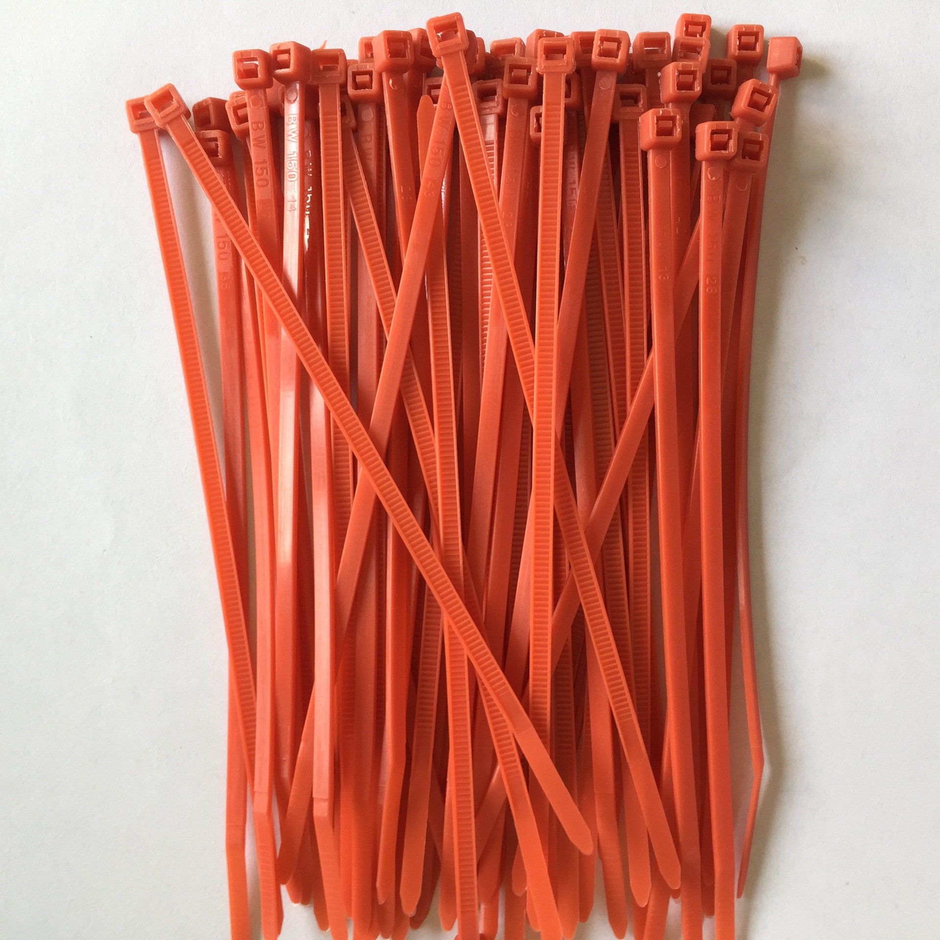 尼龙扎带自锁扎带平头扎带固定束带插销捆带标牌扎线带可退扎带