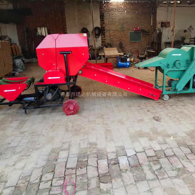 打捆机厂家青贮行走025.jpg