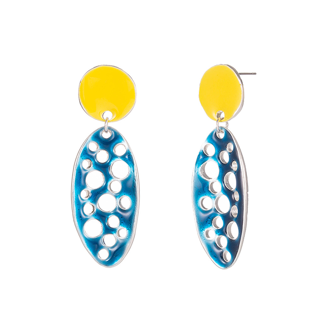 Boucles D&#39;oreilles Creuses De Couleur Rétro En Gros Bijoux Nihaojewelry display picture 19