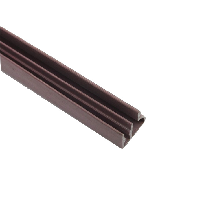 Productos de extrusión de plástico PVC tira de plástico Borde de sellado ranura para tarjeta de PVC perfil capas de procesamiento de extrusión