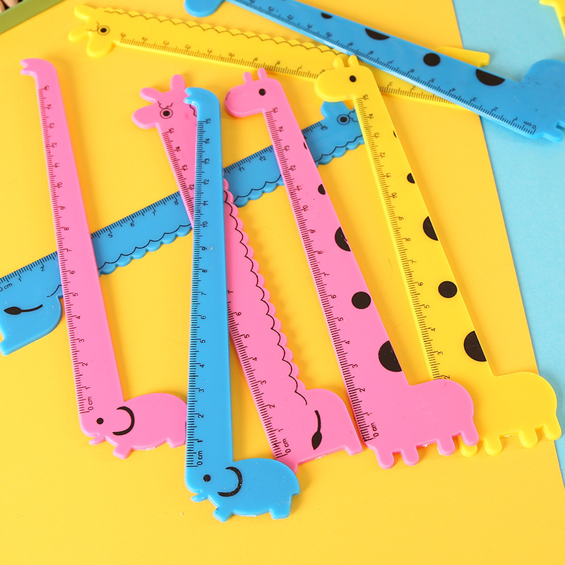 12g Weight Learning Occasion Plastic Material Cute Giraffe Shaped Student Studying Stationery Cartoon 15cm Ruler Random 1 Piece