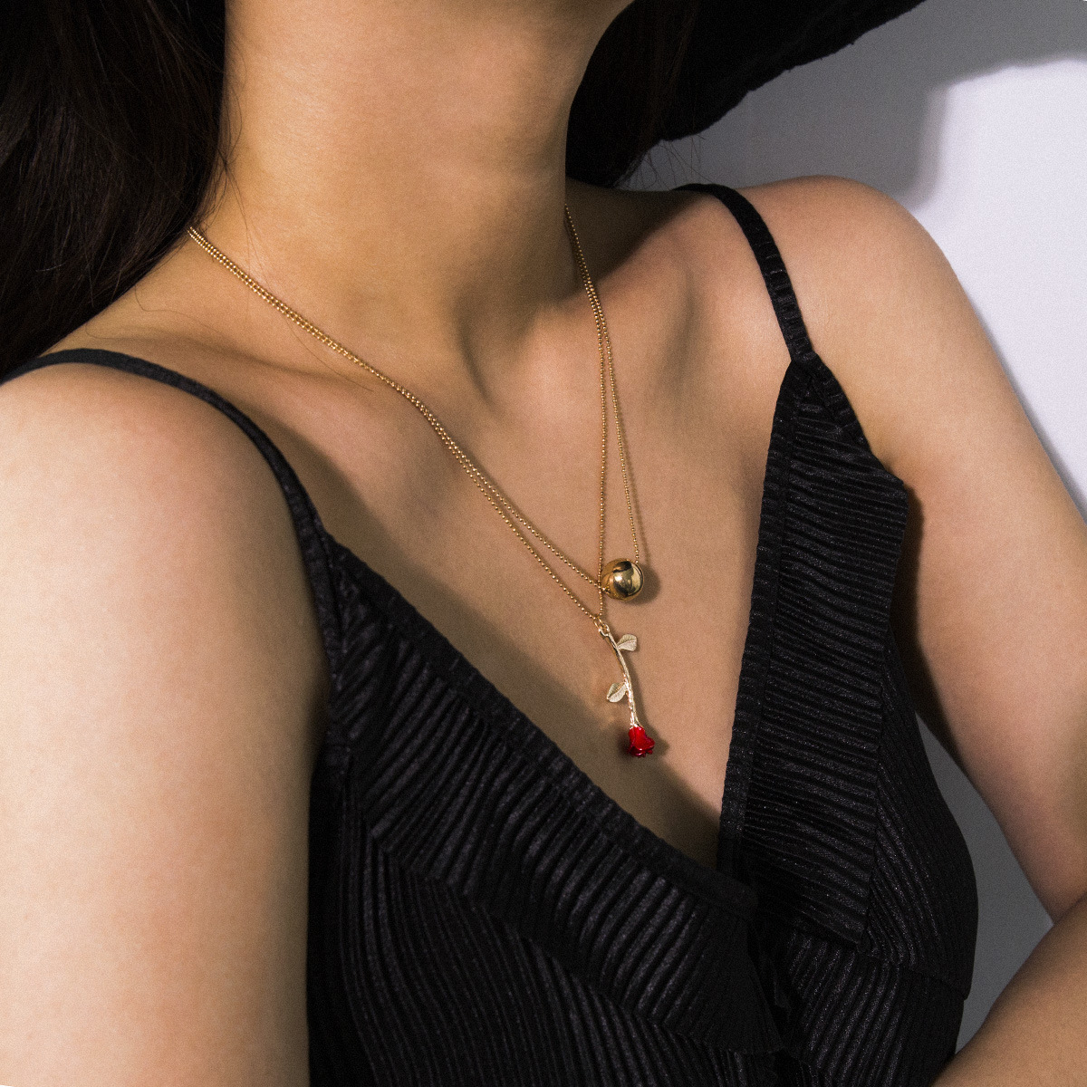 Necklace Image 3