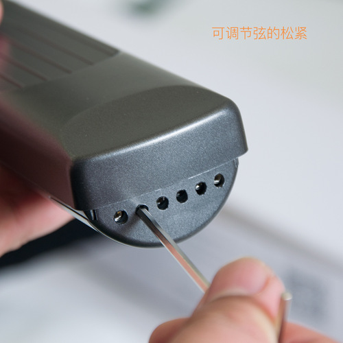 Guitar Chord Practice Pad, Pocket Guitar, Beginner Solo Chord Finger Trainer, Electronic Chord Fingering Screen, Metronome