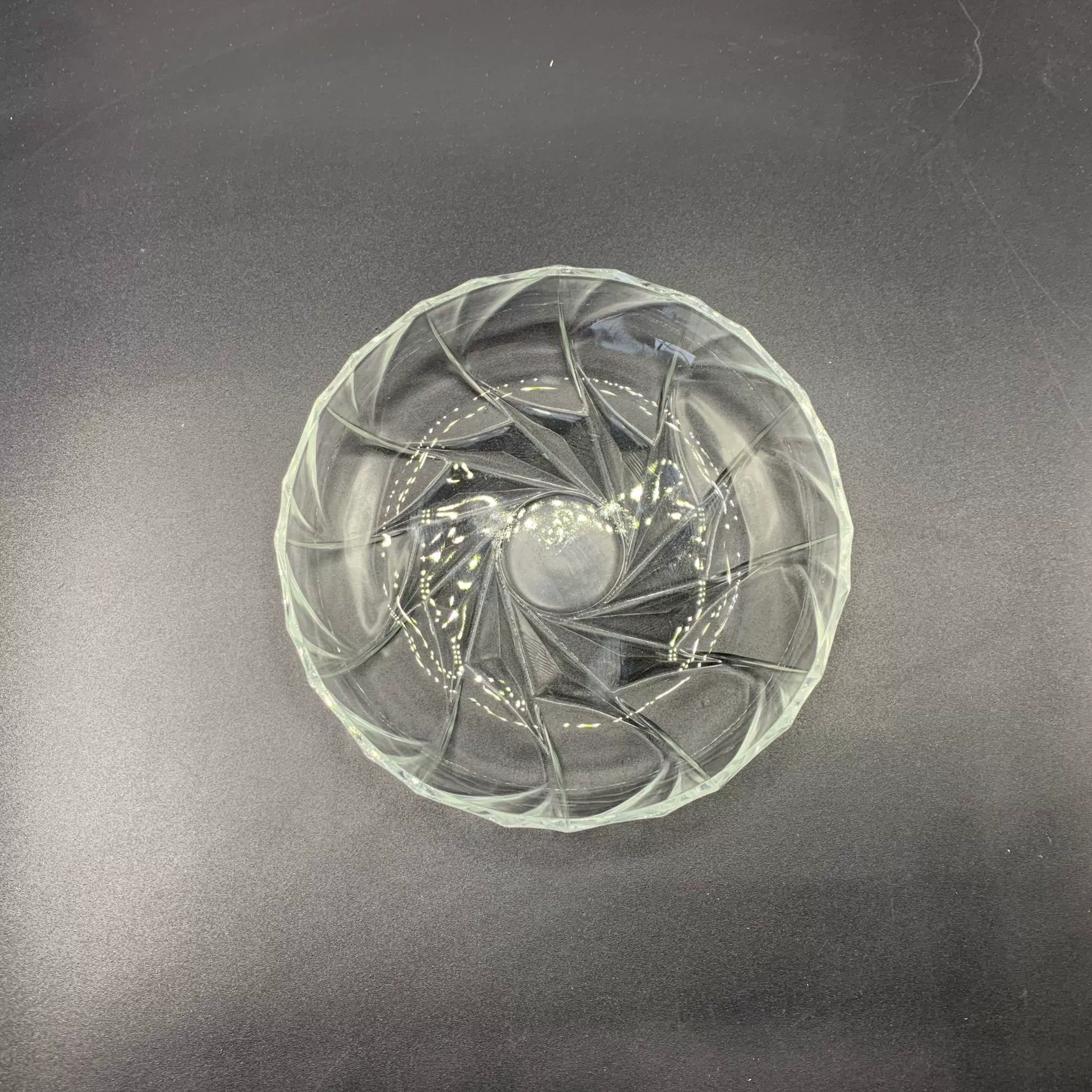 6 8 10 -inch glass fruit dish waves wave glass fruit plate glass dish glass vinegar disc wave plate