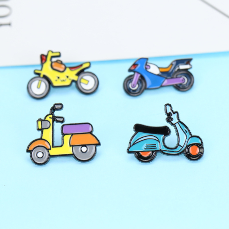 Cartoon Dripping Oil Motorcycle Simple Alloy Brooch Corsage Wholesale display picture 1