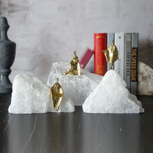 现代简约石膏矿石金属铜人物艺术摆件客厅桌面样板间软装创意装饰