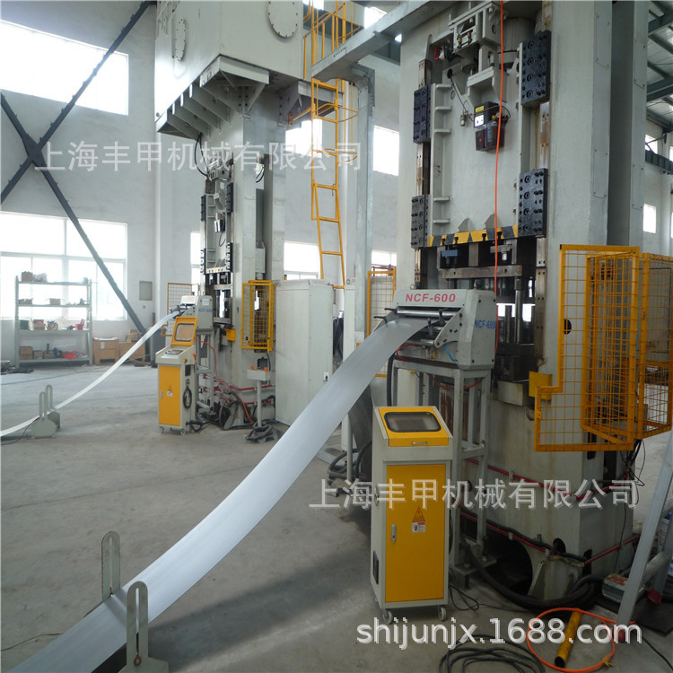 浙江NCF送料机，伺服数控送料机，滚轮送料机，空气送料机FJ系列