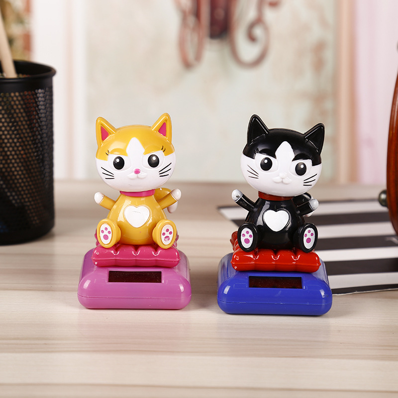 Solar shake head lucky cat car ornaments cartoon car doll car accessories Halloween Gifts Wholesale