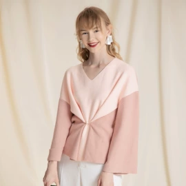 女式针织衫;连衣裙;女式羊毛衫