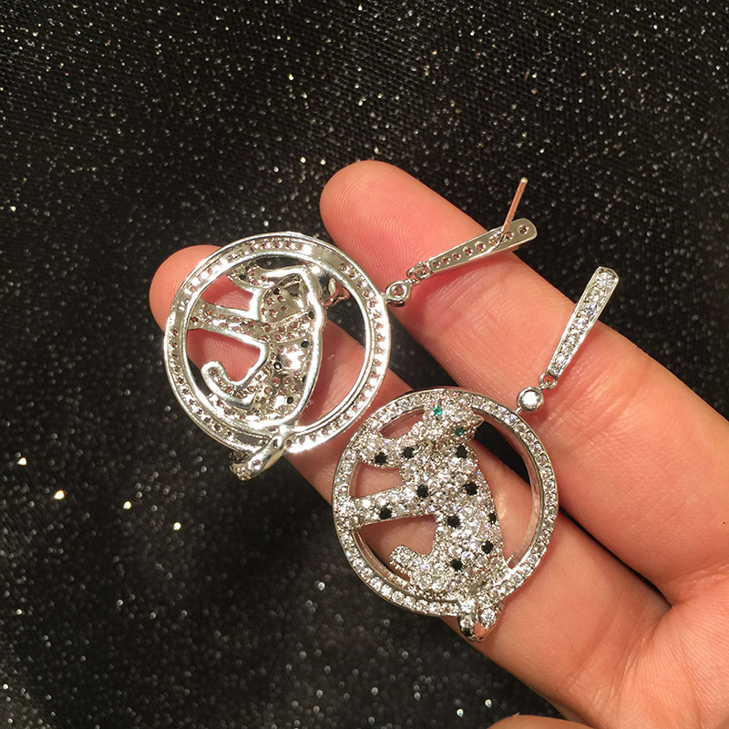 S925 Silver Needle Creative Animal Leopard Circle Earrings Micro Inlaid Zircon Earrings display picture 9