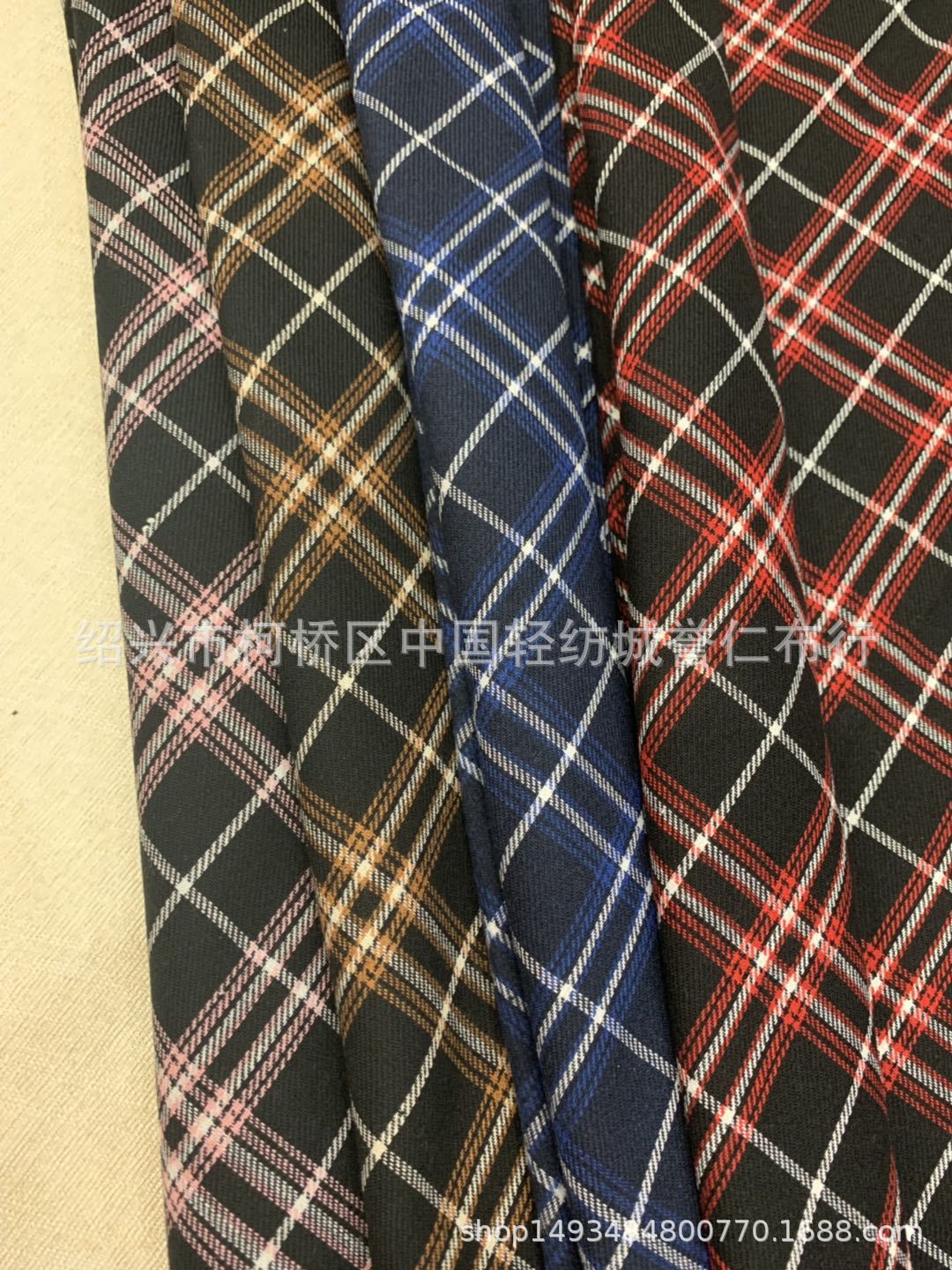 21支斜纹单面磨毛衬衫面料色织格子布21支涤棉混纺再生棉量大优惠