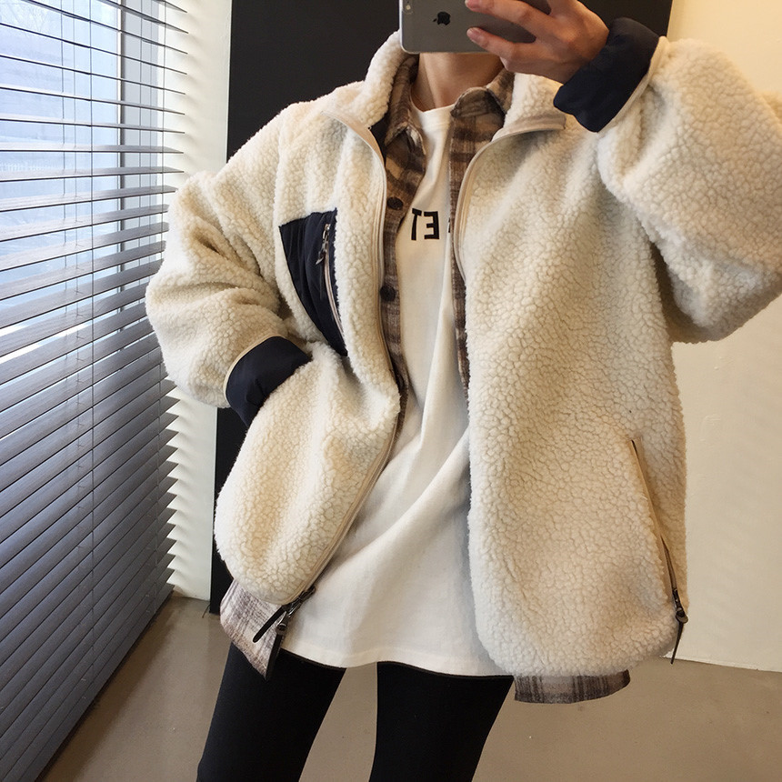 Women's Lamb Wool Coat With Pocket Detail And Stand Collar_voghion.com