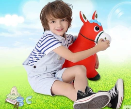 其他充气玩具;球类;卡通气模玩具