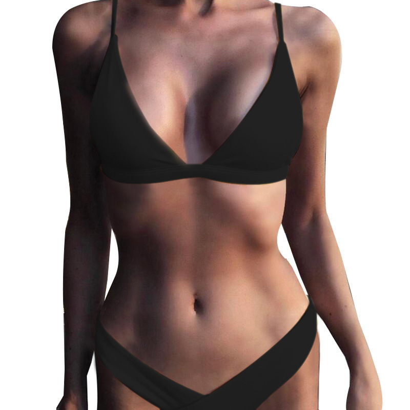 V-shaped bikini set image 5