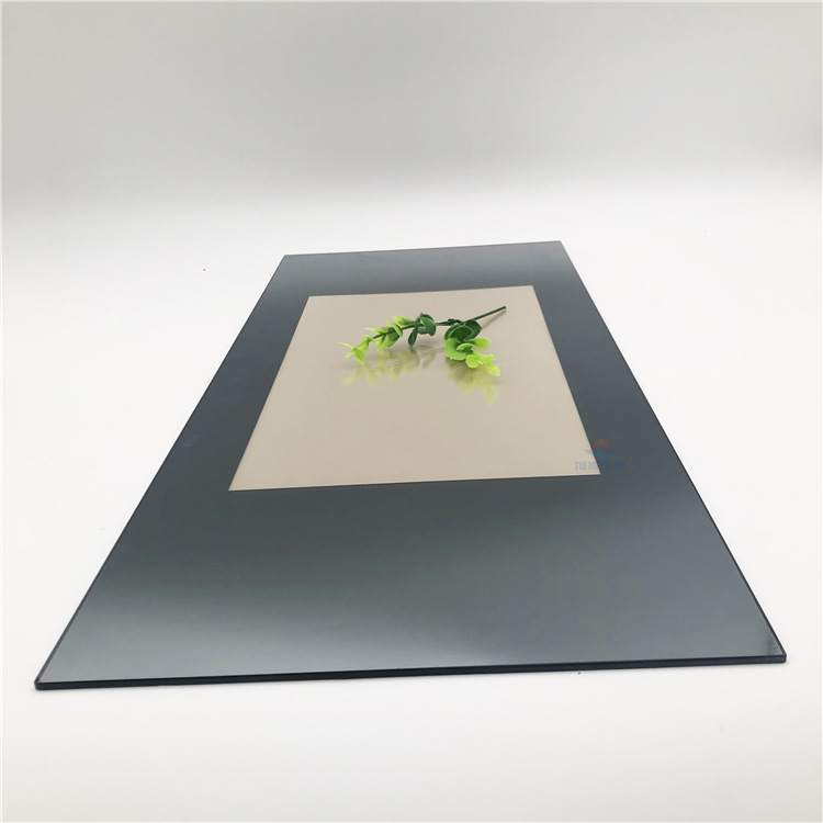 魔术非导镜面镀膜玻璃 镜面显示屏钢化玻璃 镀膜玻璃厂家