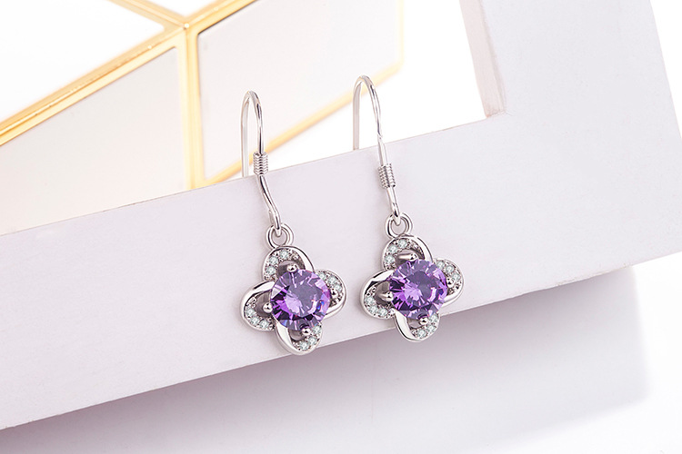 Korean Version Purple Diamond Four-leaf Clover Long Copper Earrings display picture 1