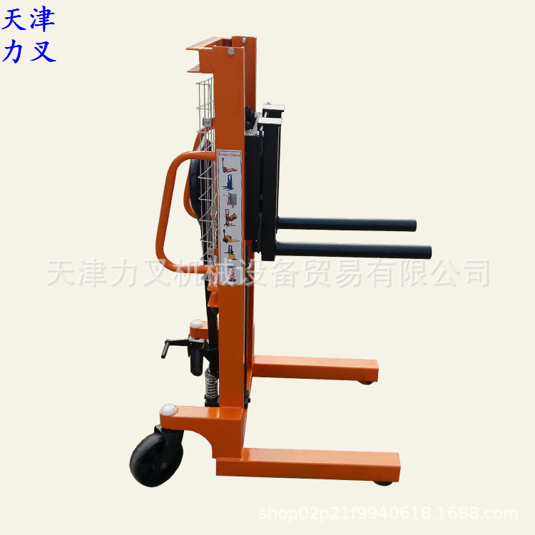 天津力叉供应圆滚型手动油压升降叉车 手推运输车手压脚踩举高车