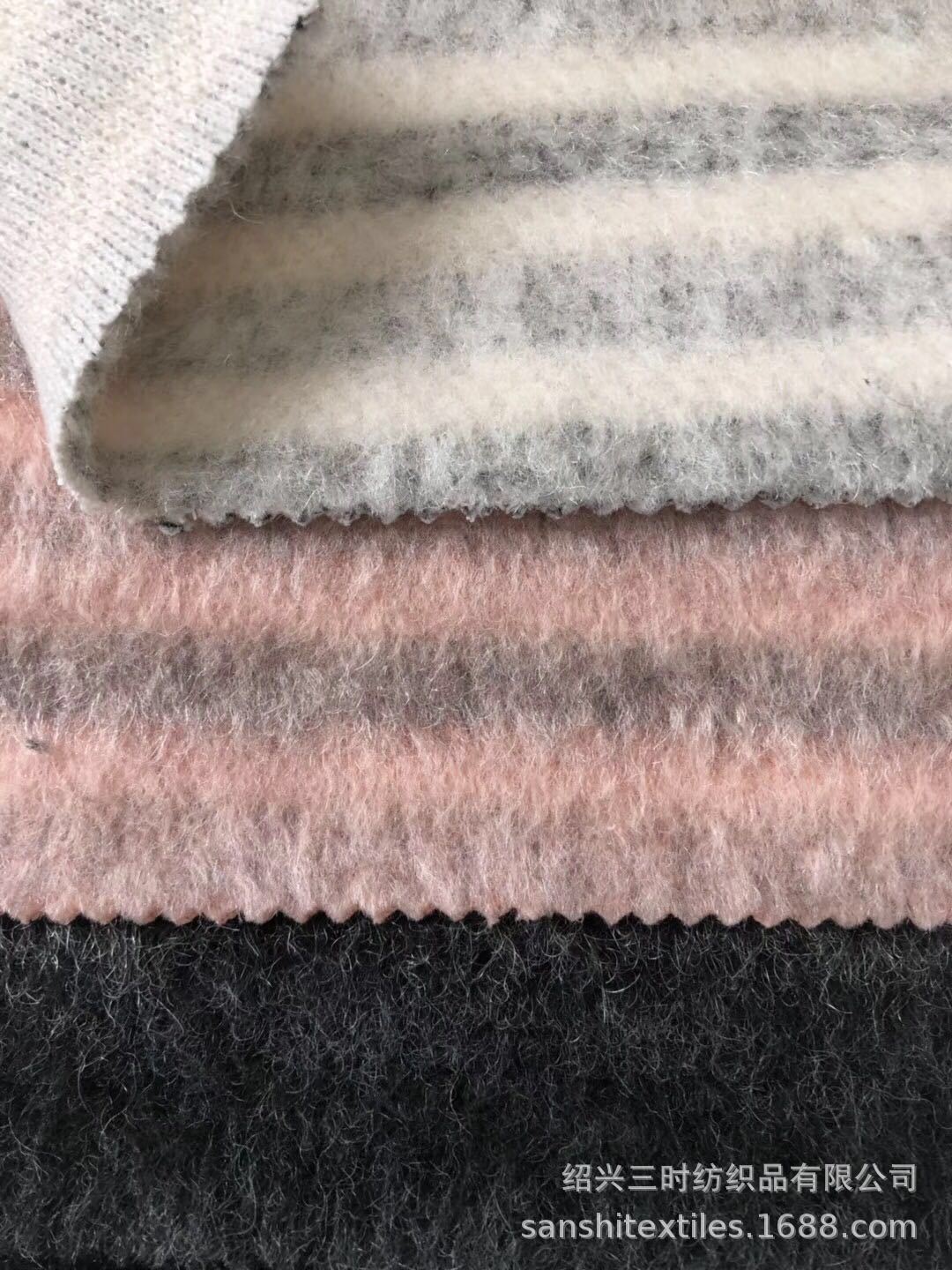 新样针织粗针拉毛面料 顺毛呢面料 毛圈拉毛磨毛面料