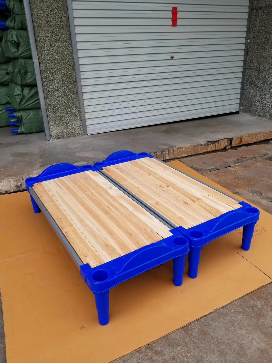 New kindergarten noon bed, solid wood elementary school bed children's pendant shop, wooden bed tall bed lunch break bed