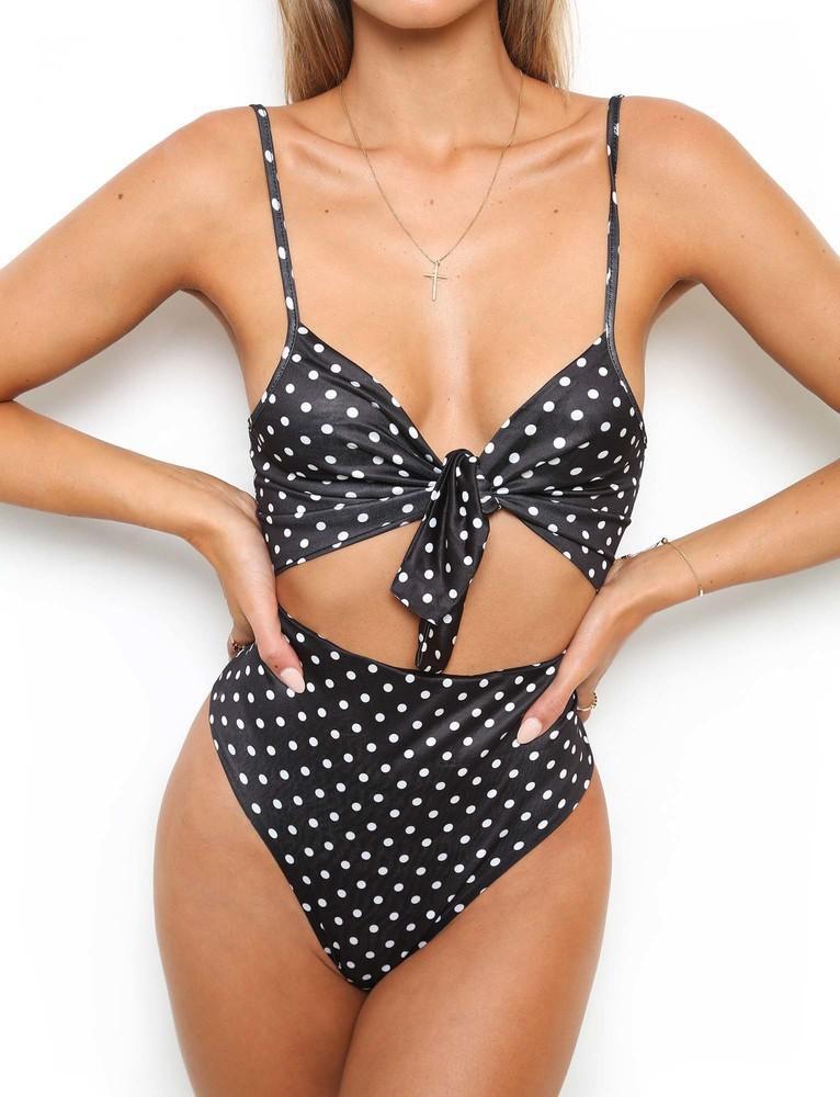 Swimsuit Image 7