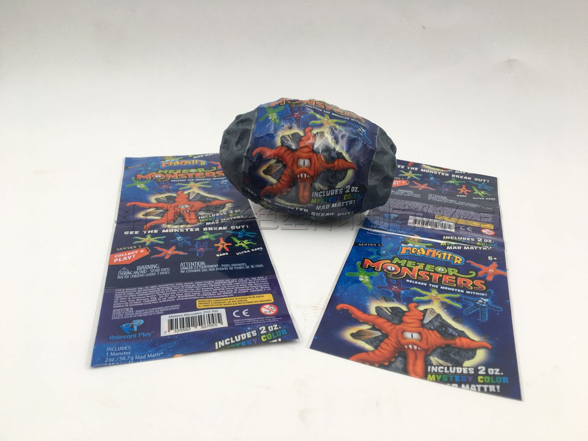 厂家供应PET收缩膜 恐龙蛋玩具标签包装热收缩膜来图