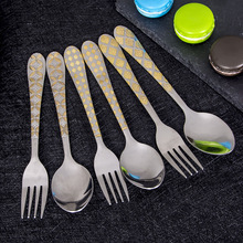 ���ⲻ�P����Ͳ��׽M�����b僻��y��һ��С�������ӽ�ꖏS��ֱ�N