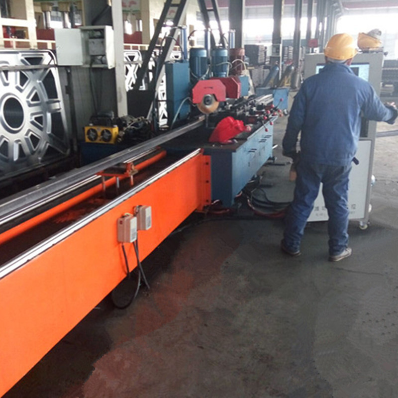 天津U型钢数控送料液压自动冲孔生产线 青岛C型钢冲孔锯断流水线